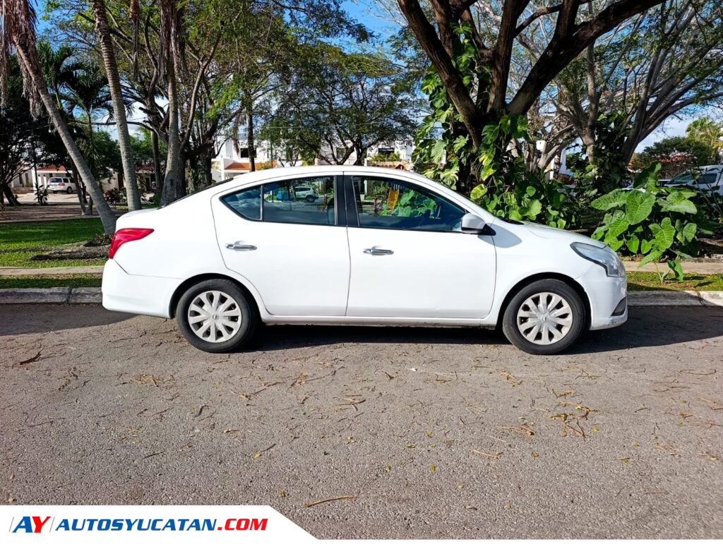 Nissan Versa 2017