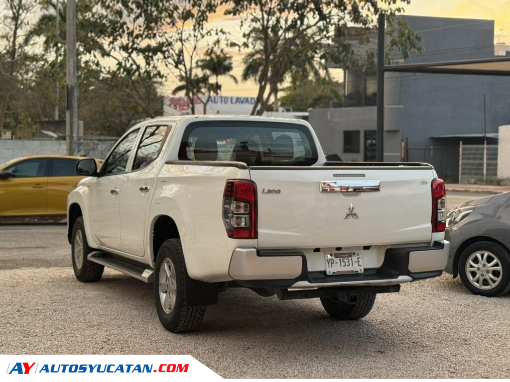 MITSUBISHI L200 2022