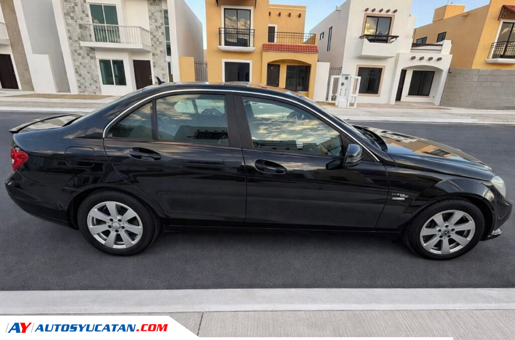 Mercedes Benz Clase C 180 2012
