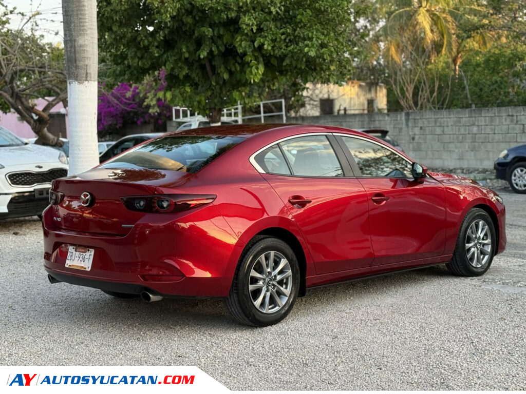 MAZDA 3 2023