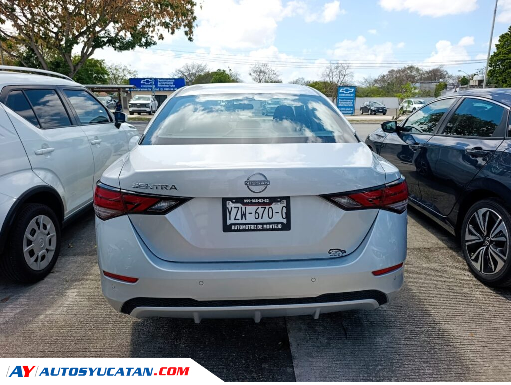 Nissan Sentra Advance Automático 2025