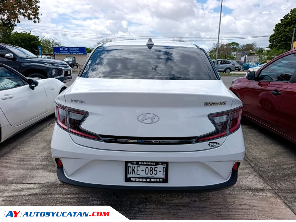Hyundai Grand i10 Sedán STD GL Mid 2025
