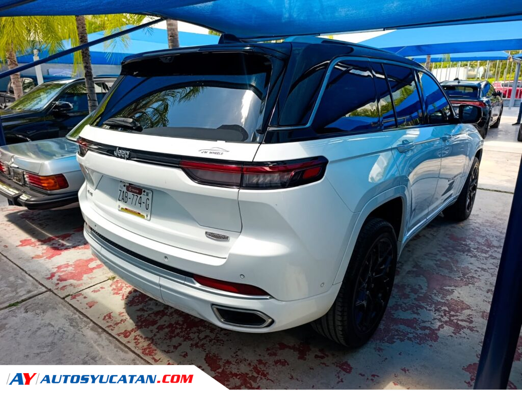 Jeep Grand Cherokee 2022