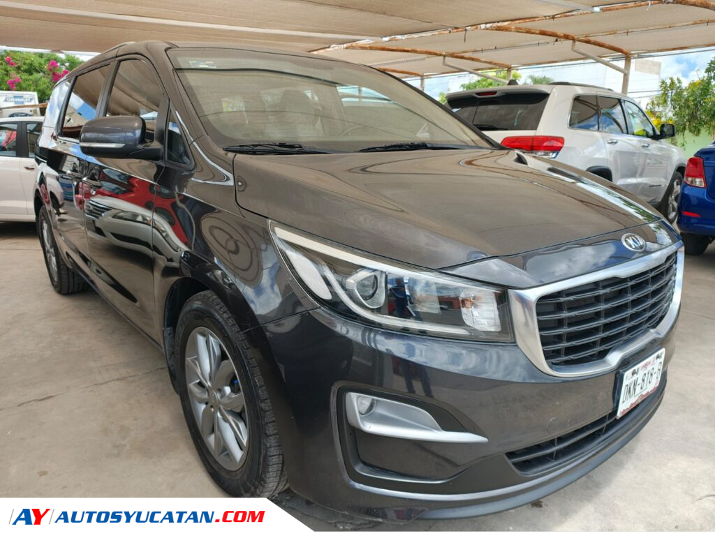 Kia Sedona GLX Automática 2020