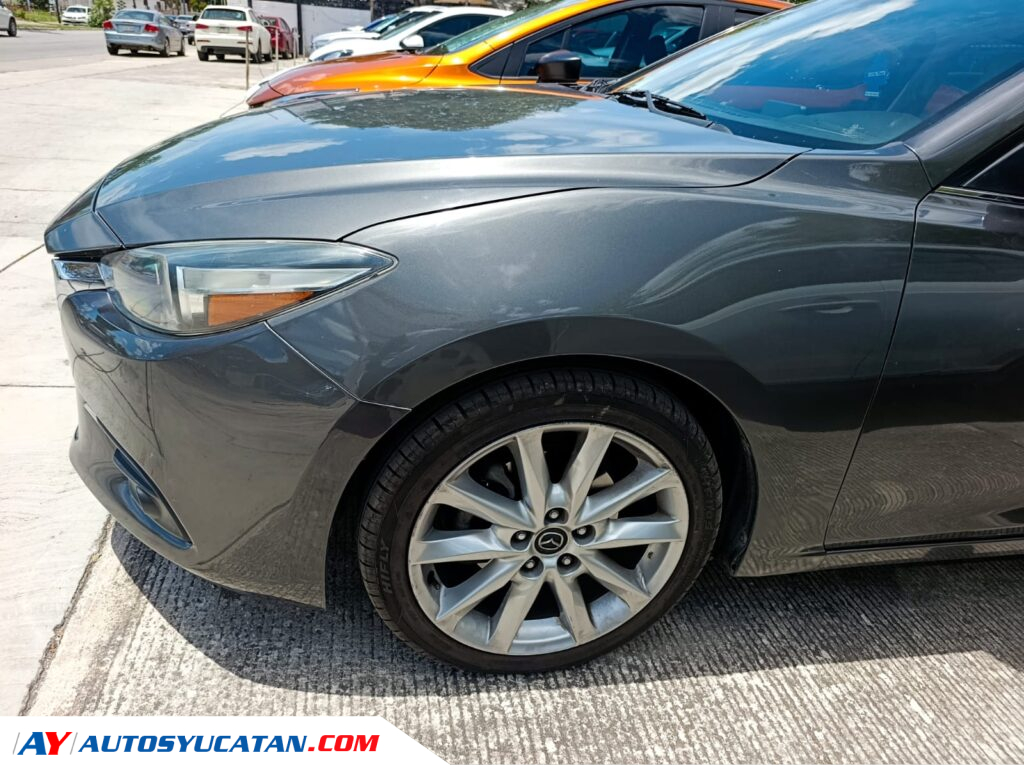 Mazda 3S Automático Sedán 2018
