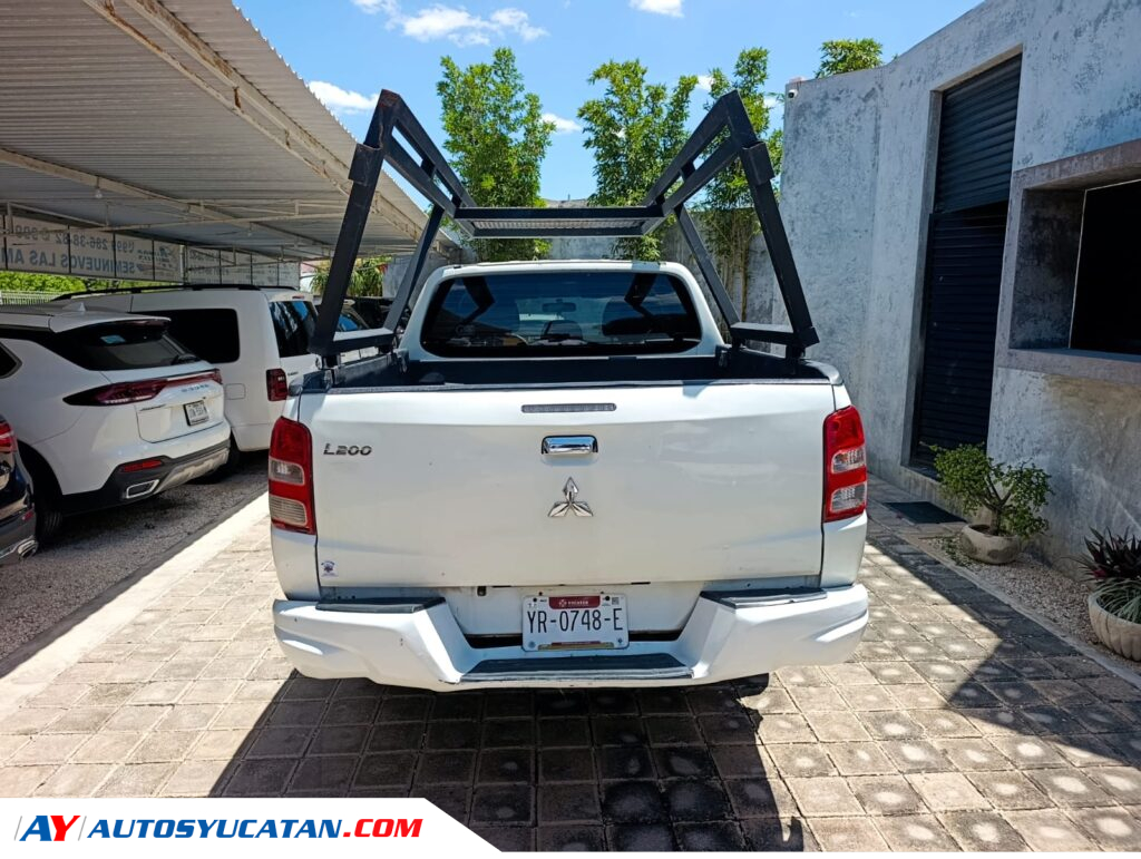 Mitsubishi L200 2016