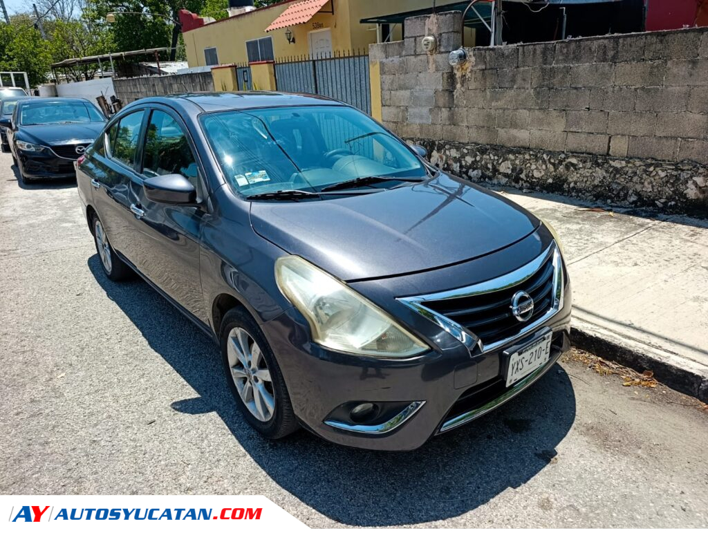 Nissan Versa Advance 2017