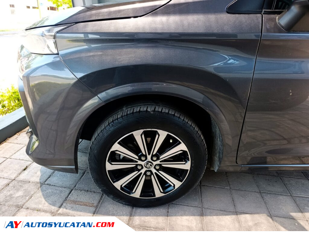 Toyota Avanza XLE 2022