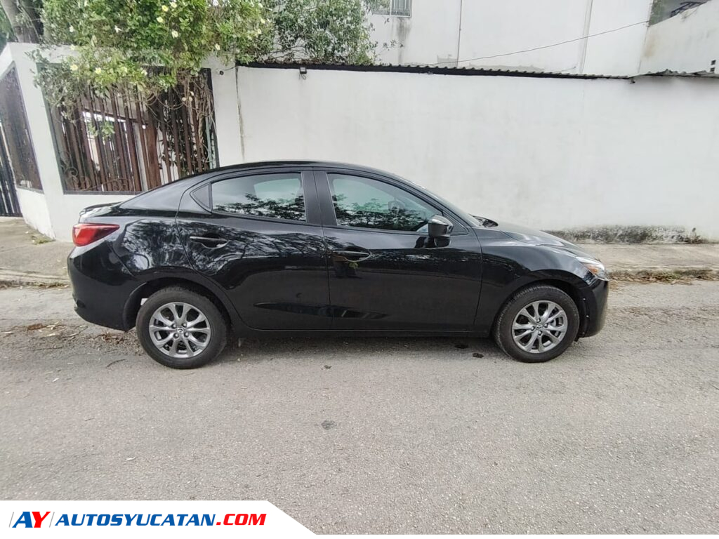 Mazda 2 i Sport 2025