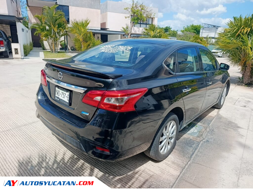 Nissan Sentra Advance 2017