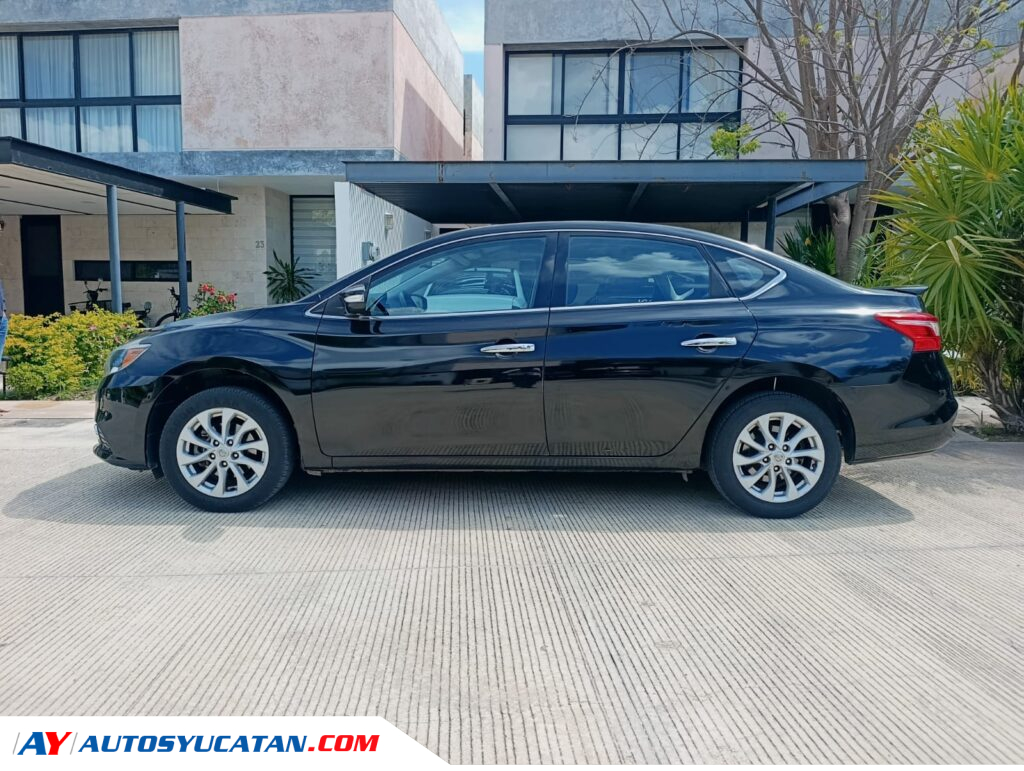 Nissan Sentra Advance 2017