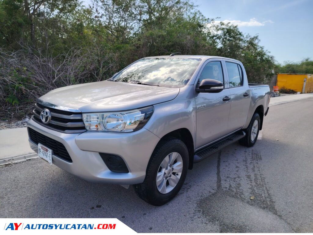Toyota Hilux SR Doble Cabina 2016