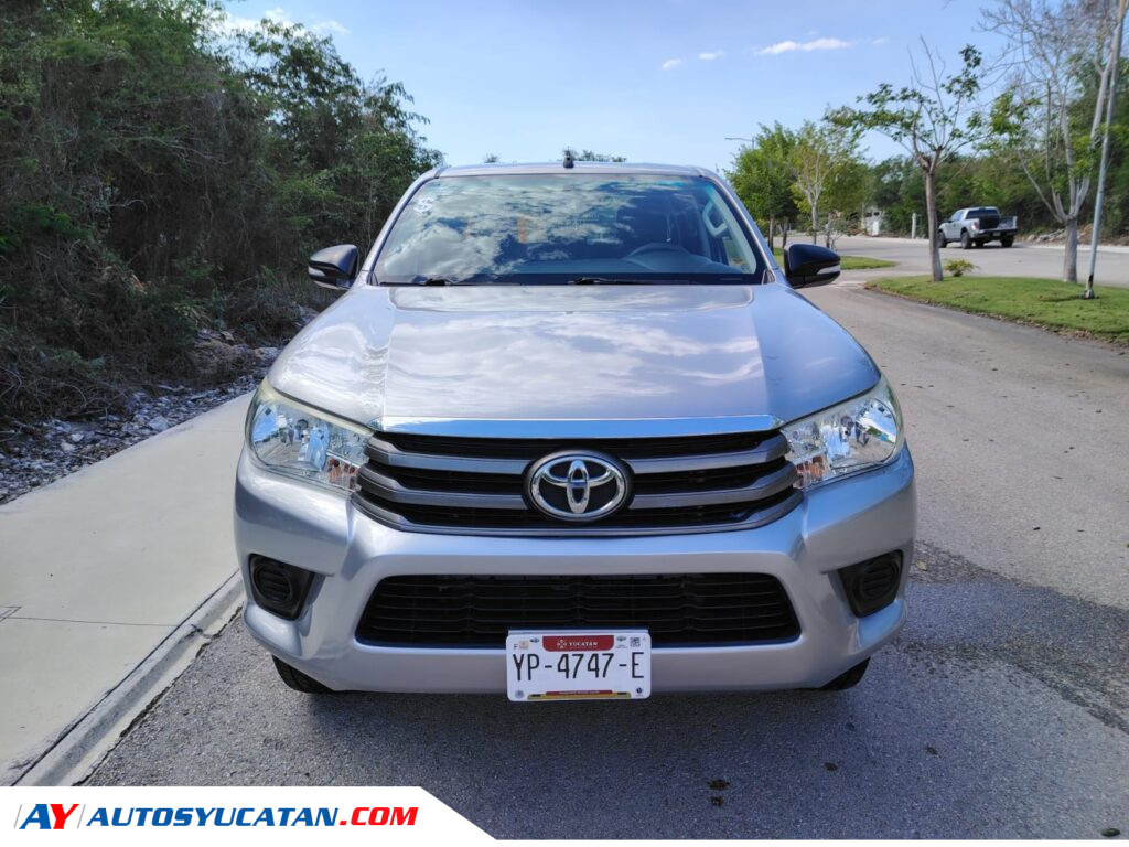 Toyota Hilux SR Doble Cabina 2016