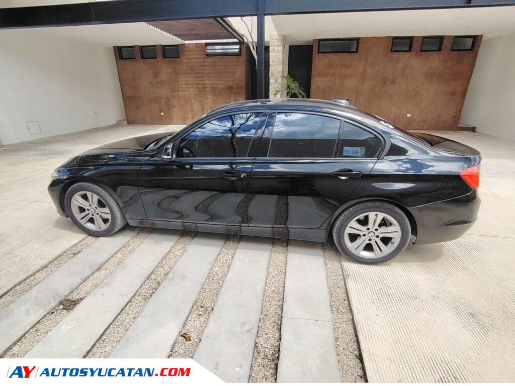 BMW Serie 3 320ia Sport Line 2015