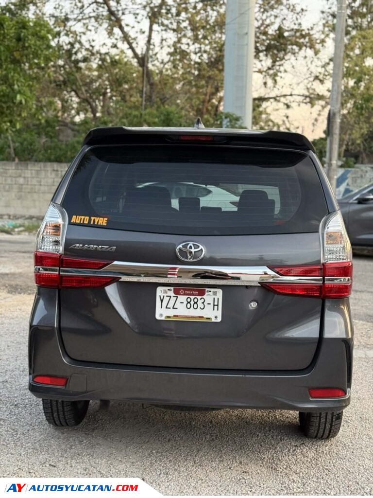 IMPECABLE TOYOTA AVANZA XLE 2020