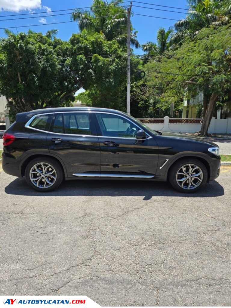 BMW 2020 X3 30i