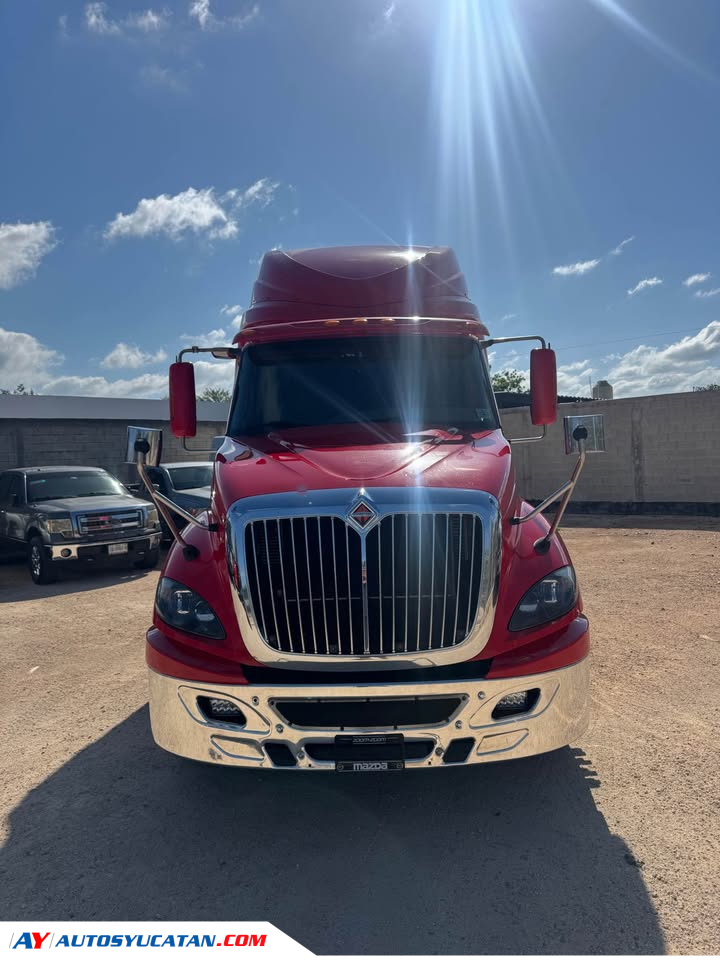 TRACTOCAMION INTERNACIONAL 2017