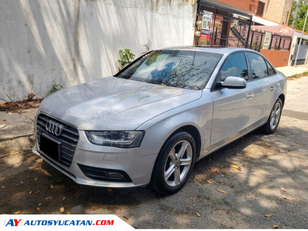 AUDI A4 2013