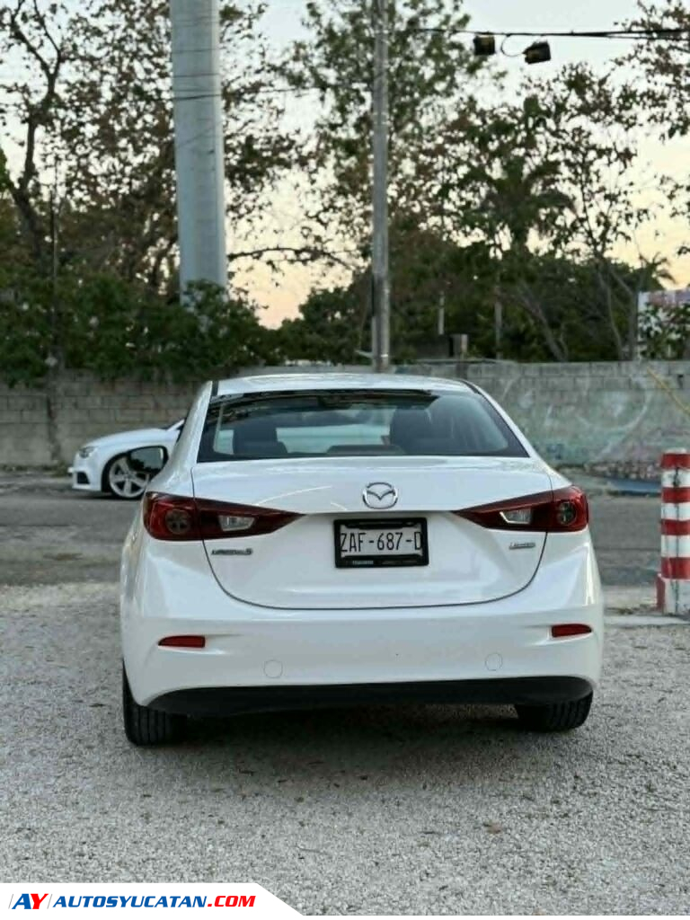 IMPECABLE MAZDA 3 2016 SEDAN