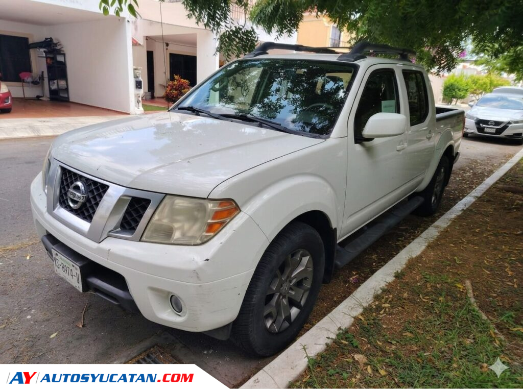 Nissan Frontier PRO 4X 4X2 2015