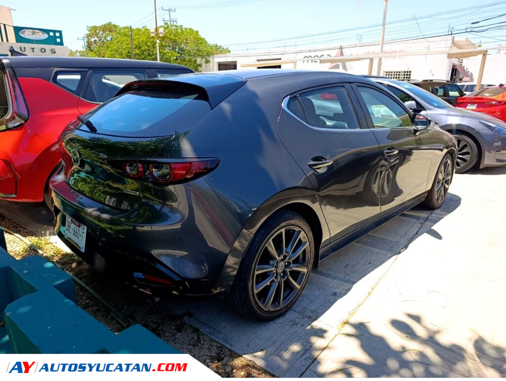 Mazda 3 Hatchback 2021