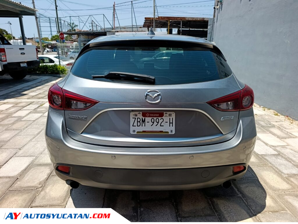 Mazda 3 Grand Touring Hachtback 2016