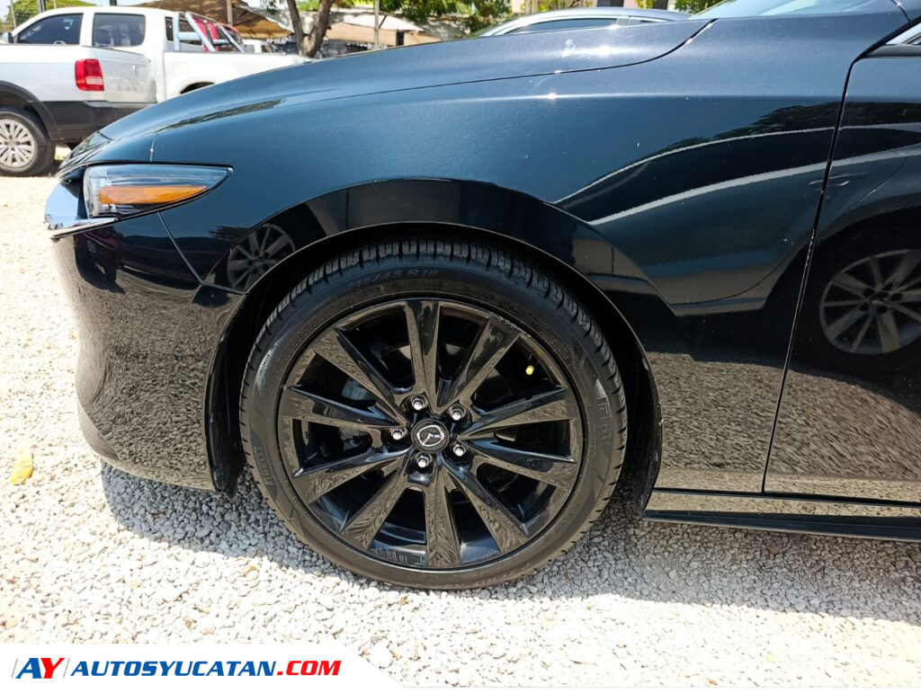 Mazda 3 Sedán Canon Edition 2023