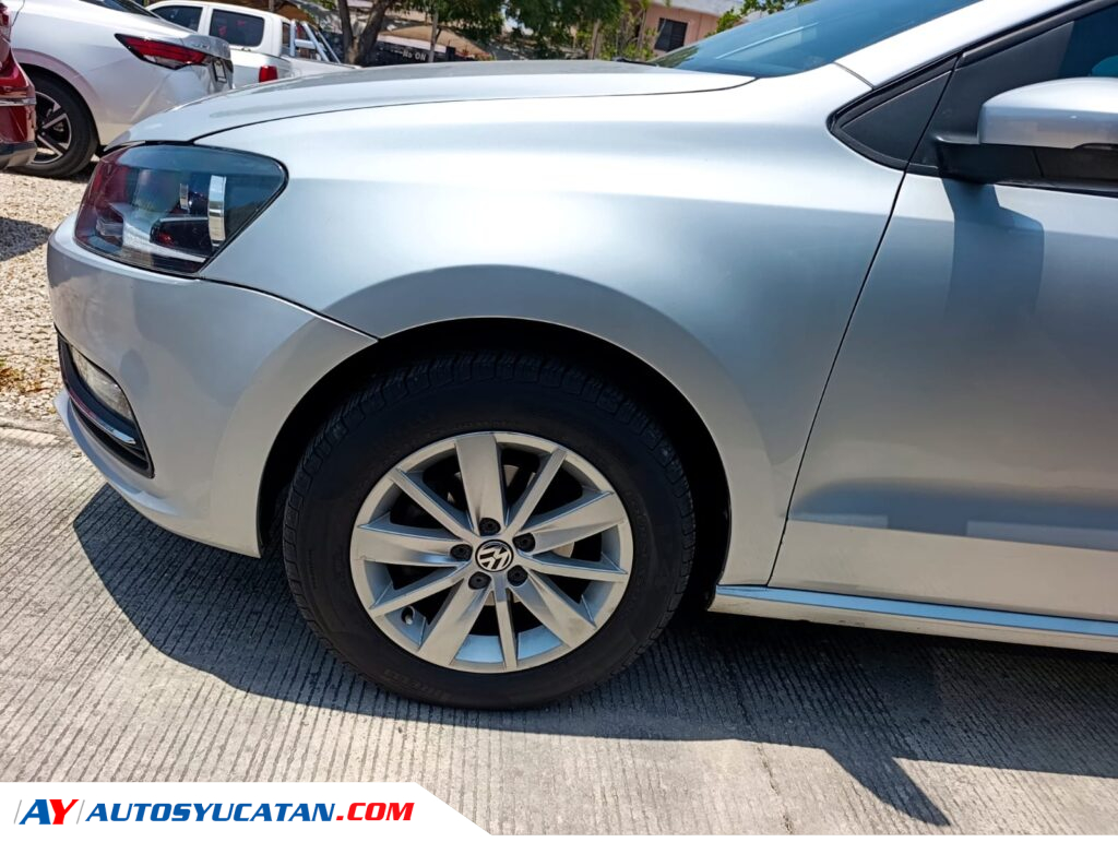 Volkswagen Polo STD 2018