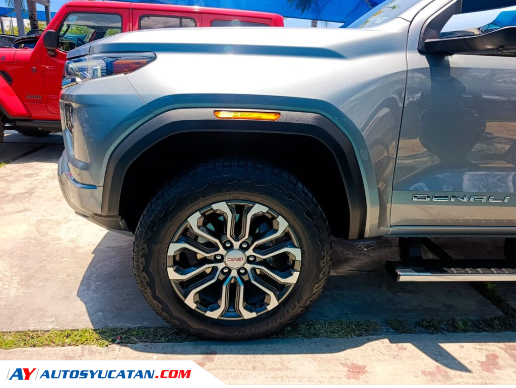 GMC Cannyon Denali 2024