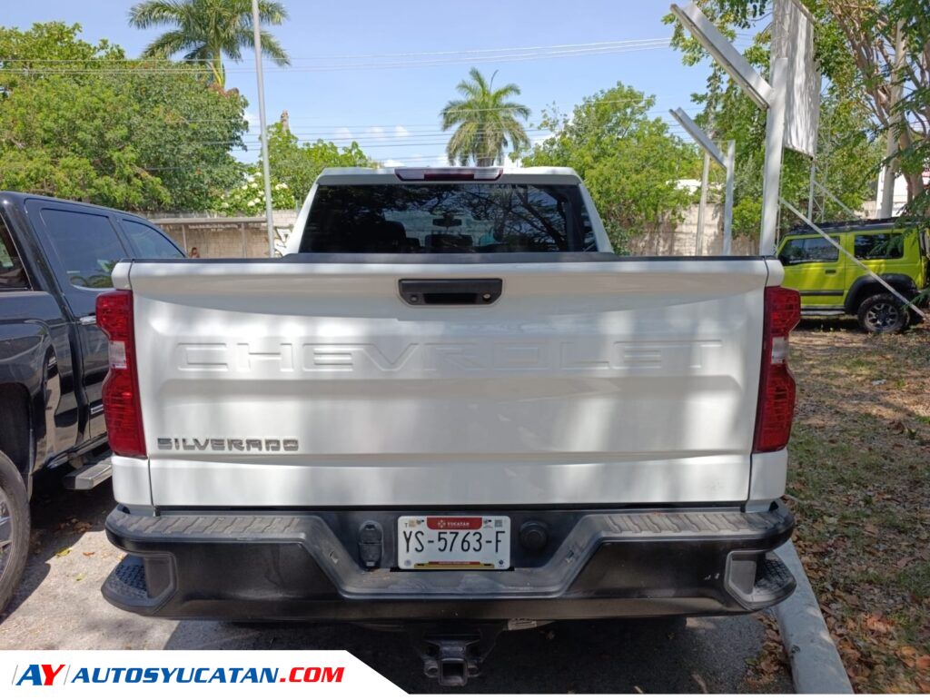 Chevrolet Silverado 2021