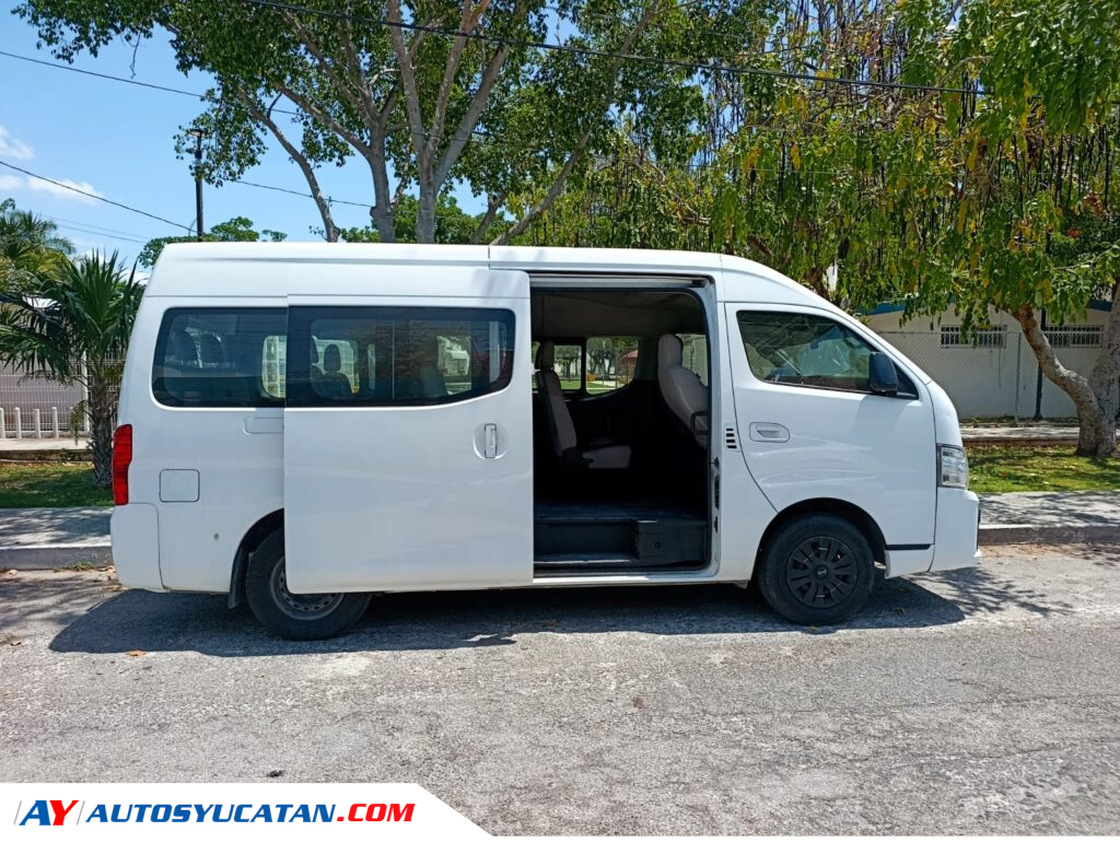 Nissan Urvan 15 pasajeros 2023
