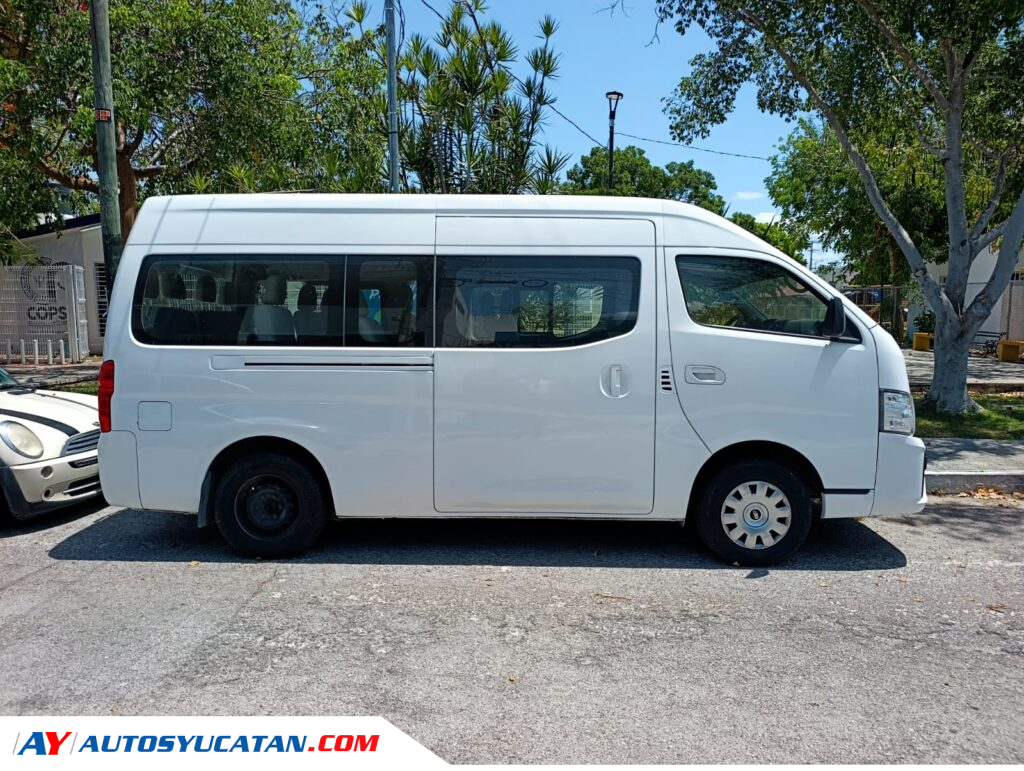 Nissan Urvan 15 pasajeros 2023