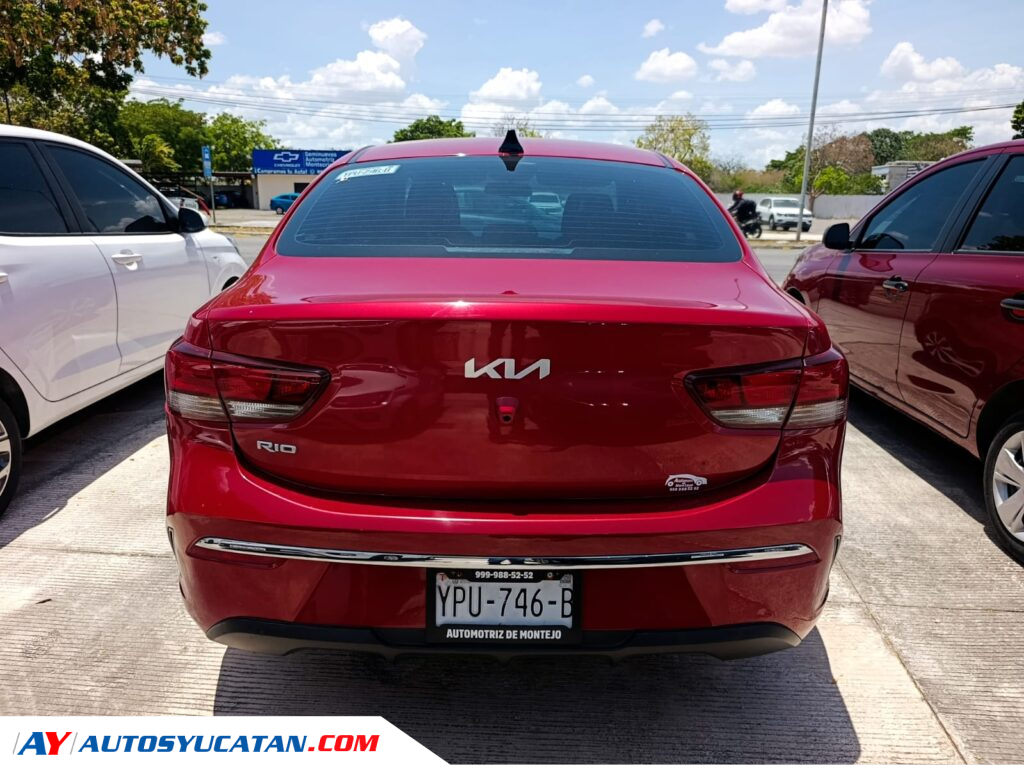 Kia Rio LX  Sedán 2023
