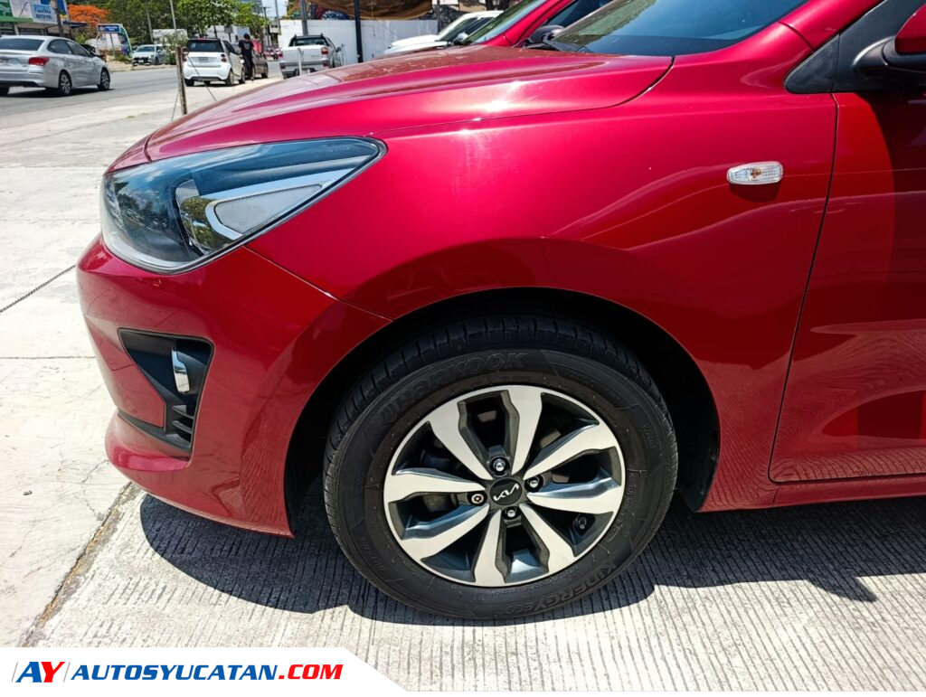 Kia Rio LX  Sedán 2023