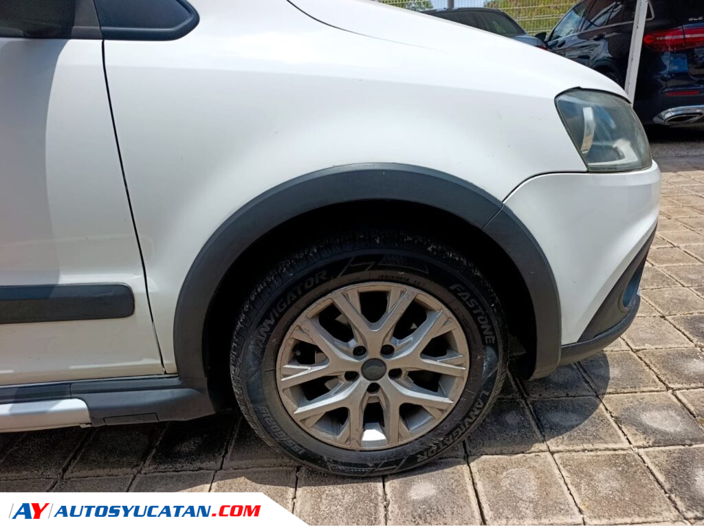 Volkswagen Crossfox 2013