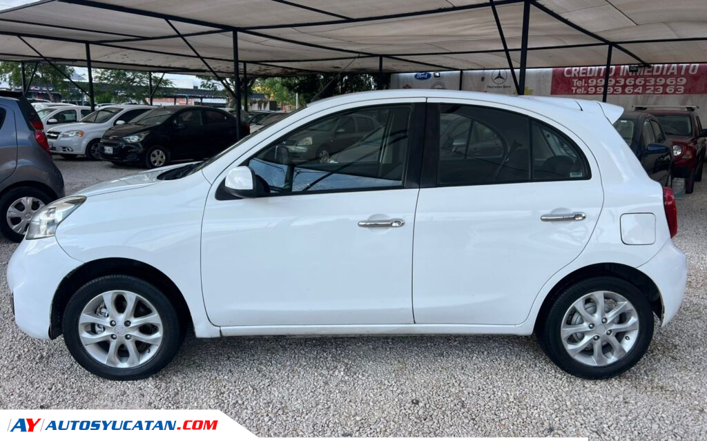 Nissan March 2017