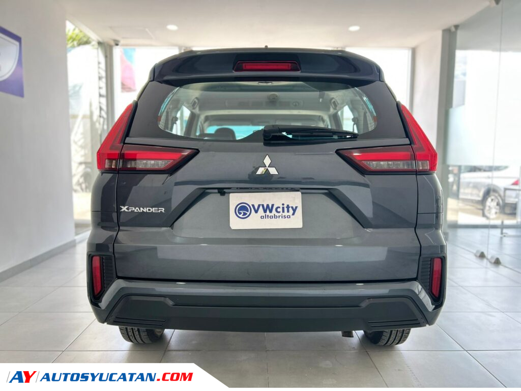 Mitsubishi Xpander GLS 2025