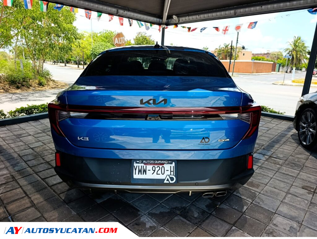Kia K3 GT Line 2024