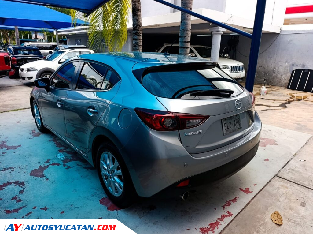 Mazda 3 Hatchback 2015