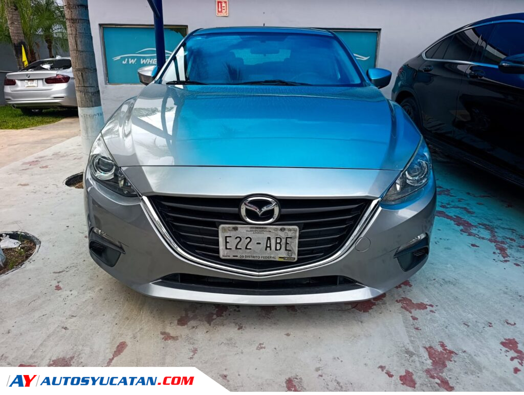 Mazda 3 Hatchback 2015