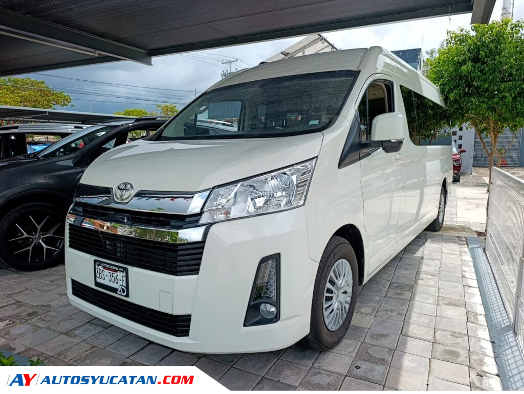 Toyota Hiace 2022