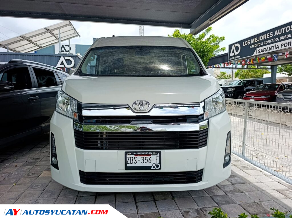 Toyota Hiace 2022