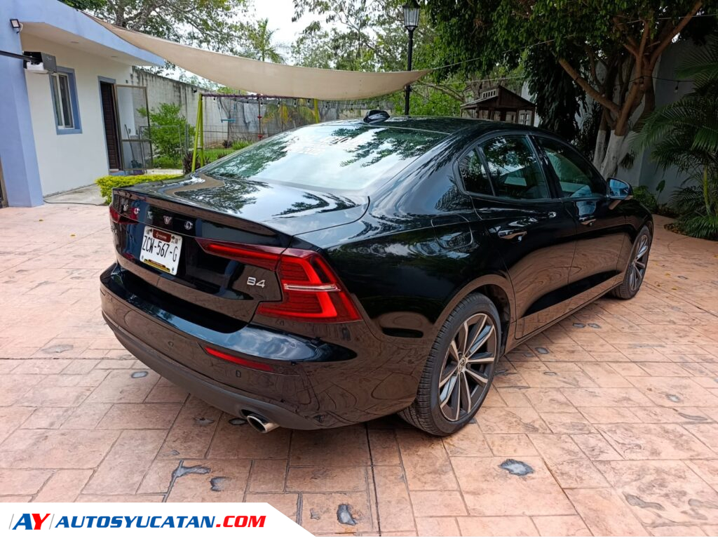Volvo S60 Momentum 2022