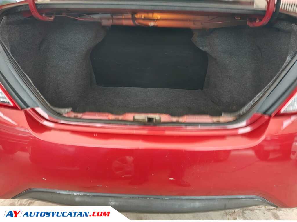 Nissan Versa  Automático 2015
