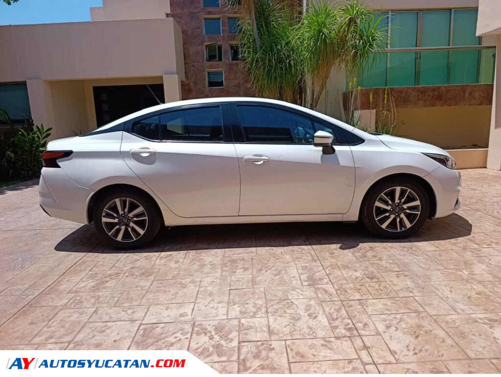 Nissan Versa Advance 2021
