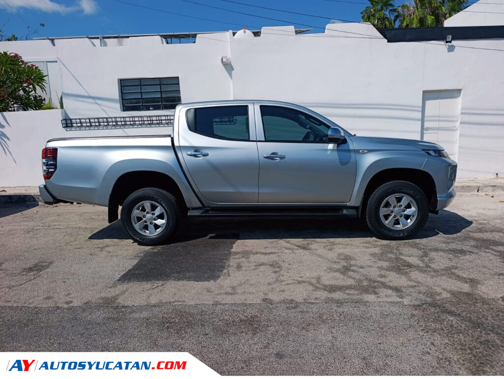 Mitsubishi L200 GLX 2023