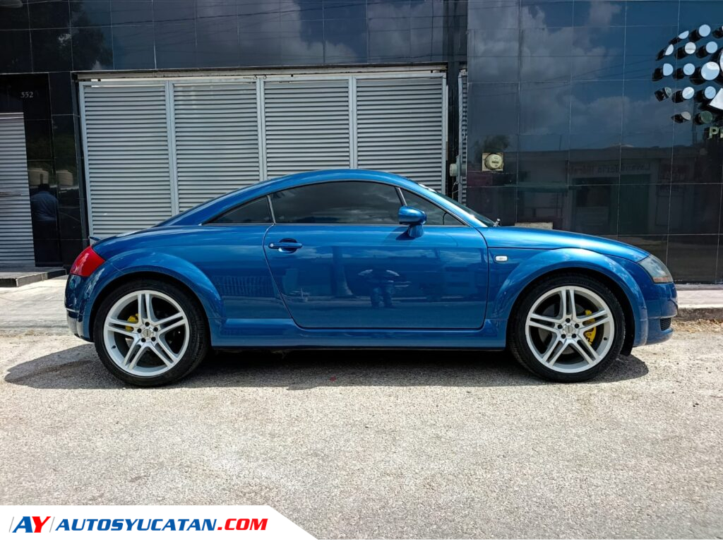 Audi TT STD 6 vel Quattro 2003
