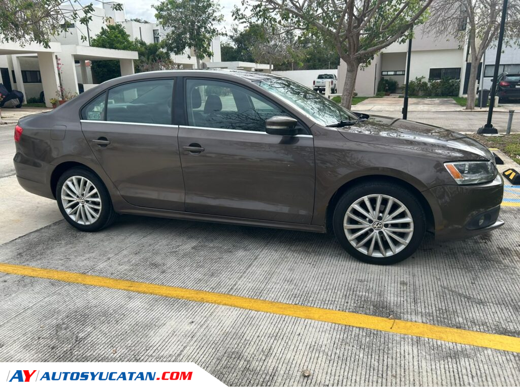 Volkswagen Jetta Sport 2013