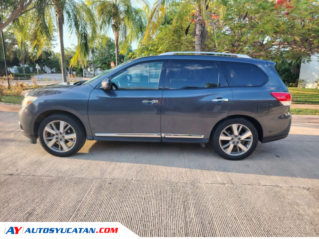 Nissan Pathfinder 2014 Exclusive QC Piel 3 Filas Súper Cuidada