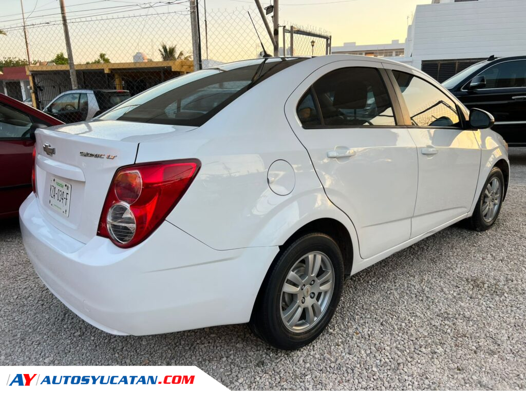 Chevrolet Sonic 2012
